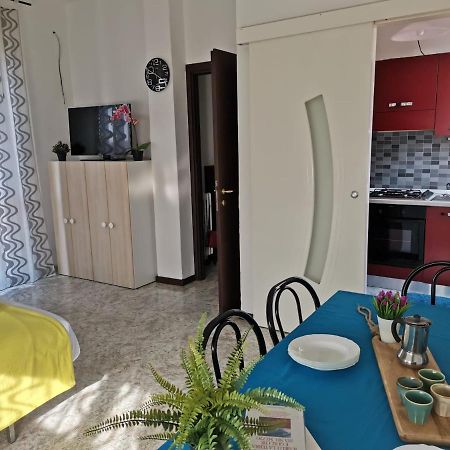 Bnbook-L'Appartamento Di Gio' Rho Exteriör bild